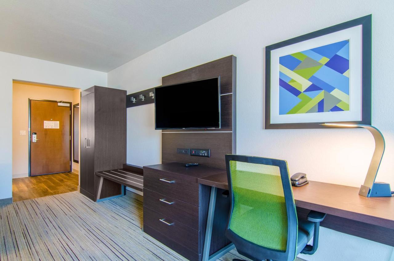 Holiday Inn Express & Suites - Atchison By Ihg Kültér fotó