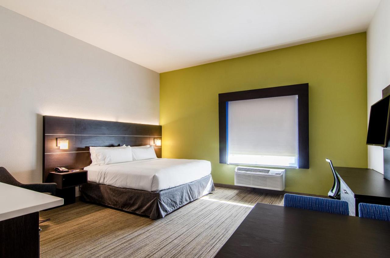 Holiday Inn Express & Suites - Atchison By Ihg Kültér fotó